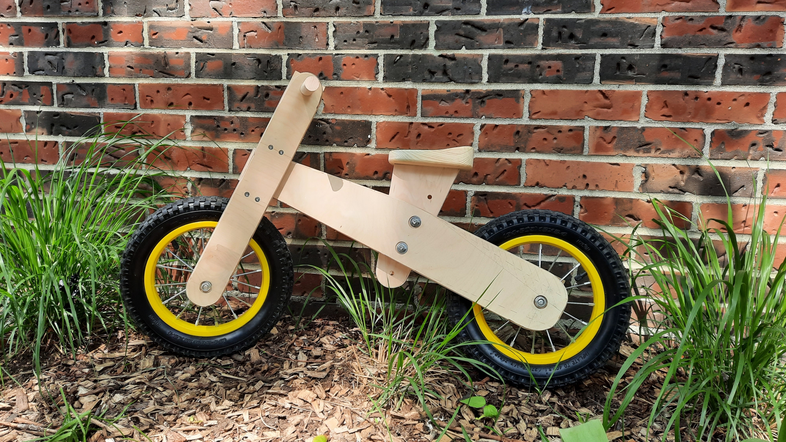 Fabriquer son vélo pour enfant en bois (draisienne) - Les Affûtés
