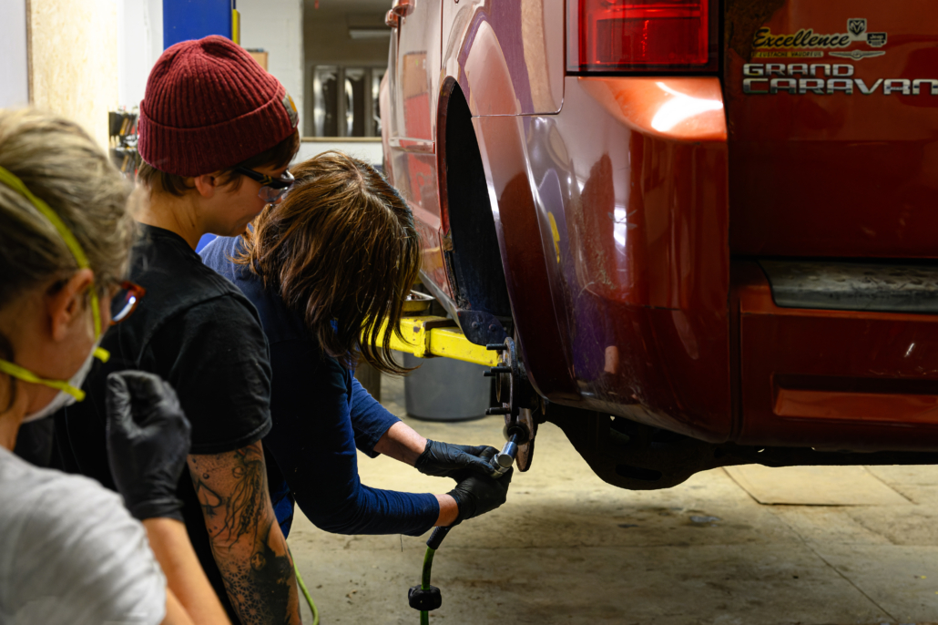 Pièces de freins : Ce que les étudiants en formation de commis aux pièces  doivent savoir - Cours de mecanique automobile Montreal